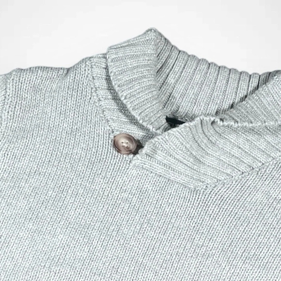 4/$20  Cherokee Light Gray Knitted Sweater - Picture 2 of 4